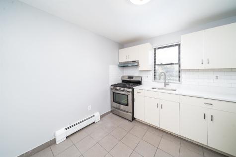 43 West 9th Street Bayonne NJ 07002