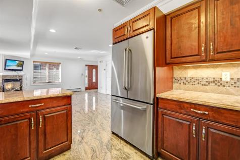 2132 Linwood Avenue Fort Lee NJ 07024-5231