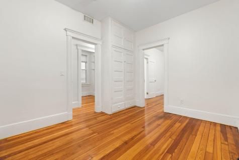 114 Shippen Street Weehawken NJ 07086