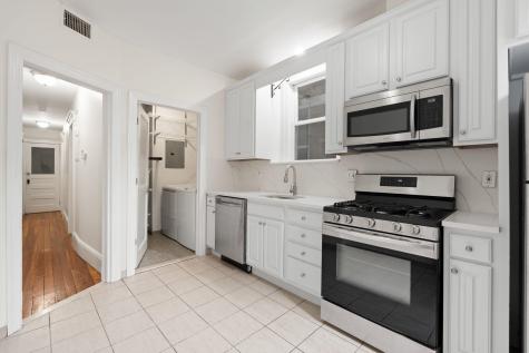 114 Shippen Street Weehawken NJ 07086
