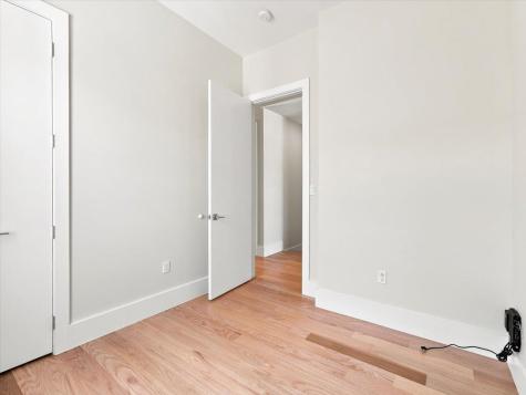 220 Freeman Avenue Jersey City NJ 07306