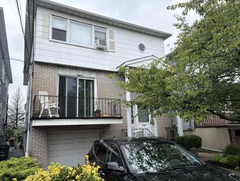 24 Colonial Drive Bayonne NJ 07002