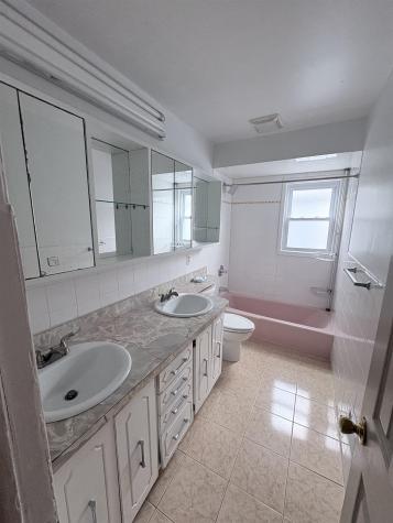 24 Colonial Drive Bayonne NJ 07002