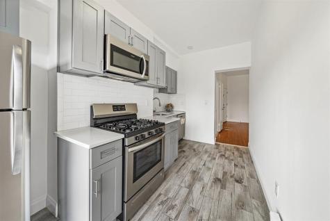 242 Palisade Avenue Jersey City NJ 07306