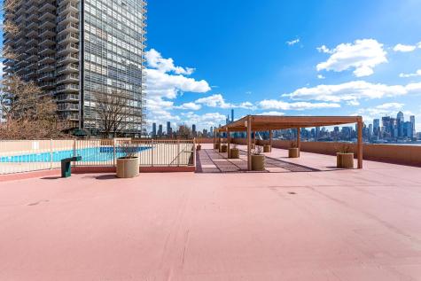 6040 Boulevard East West New York NJ 07093