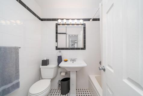 6040 Boulevard East West New York NJ 07093