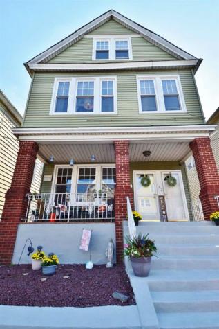 162 West 32nd Street Bayonne NJ 07002