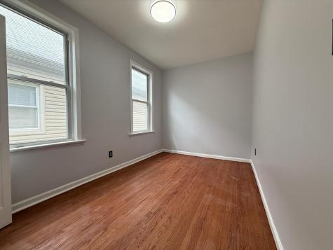 162 West 32nd Street Bayonne NJ 07002