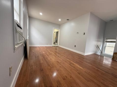162 West 32nd Street Bayonne NJ 07002