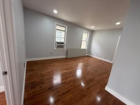 162 West 32nd Street Bayonne NJ 07002