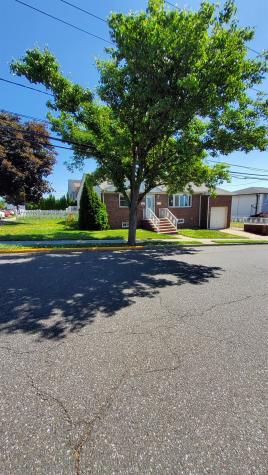 23 Arn Terrace Secaucus NJ 07094