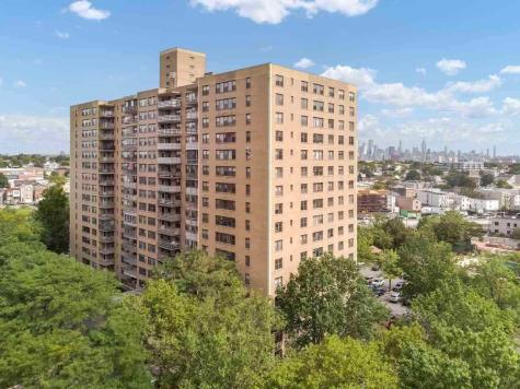 201 St Pauls Avenue Jersey City NJ 07306