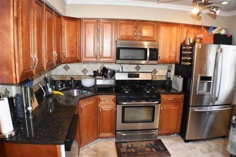 16 Exeter Road Jersey City NJ 07305