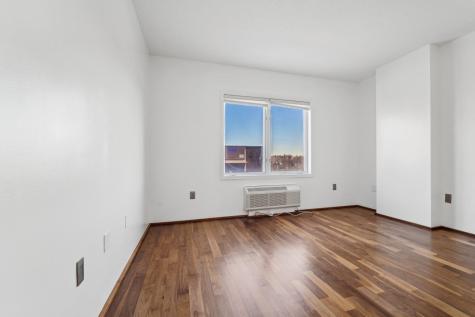 1110 City Place Edgewater NJ 07020
