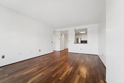 1110 City Place Edgewater NJ 07020