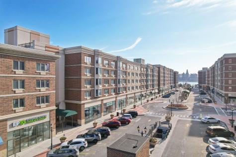 1110 City Place Edgewater NJ 07020