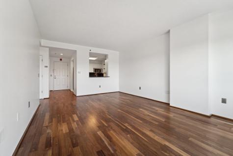 1110 City Place Edgewater NJ 07020