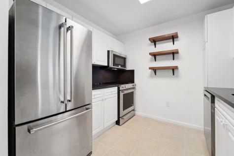 1110 City Place Edgewater NJ 07020