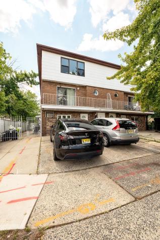 343 Mercer Loop Jersey City NJ 07302