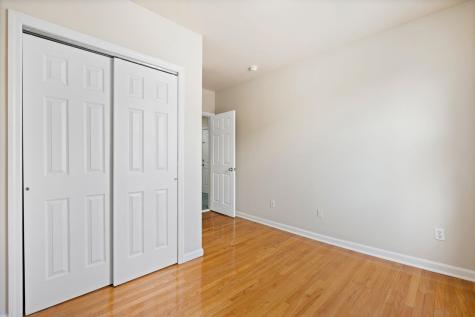 204 Dodd Street Weehawken NJ 07086