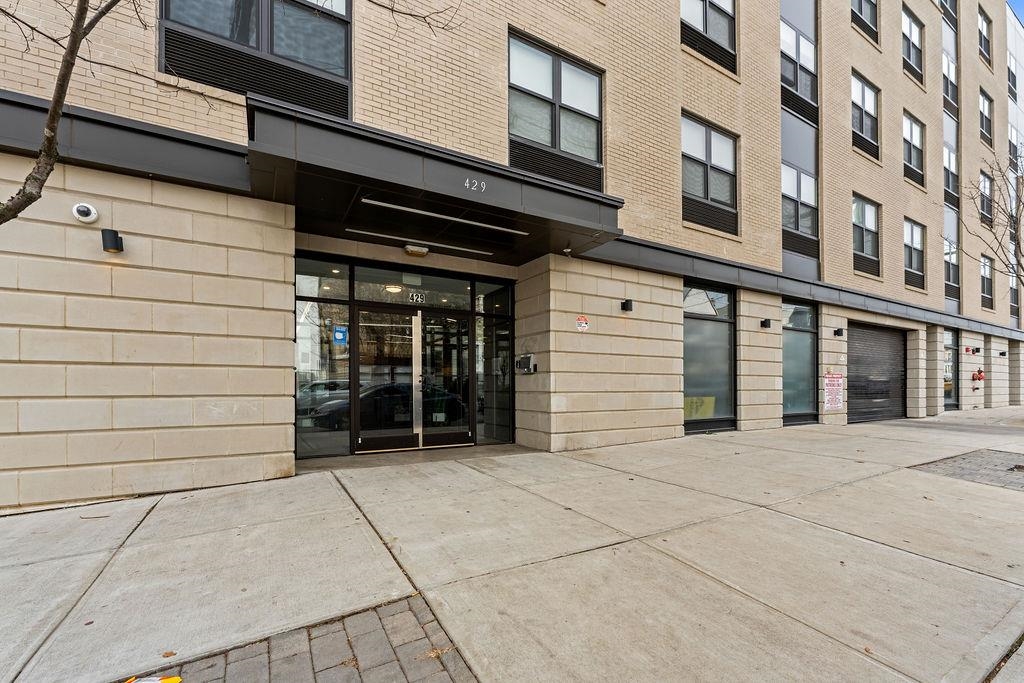 429 Bergen Avenue Jersey City NJ 07304