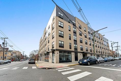 429 Bergen Avenue Jersey City NJ 07304