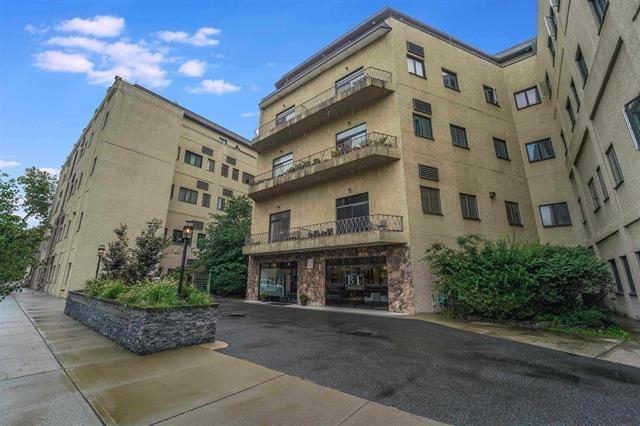 75 Liberty Avenue Jersey City NJ 07306