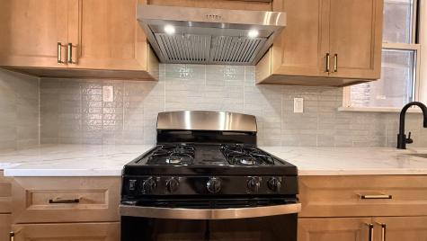 2212 Summit Avenue Union City NJ 07087
