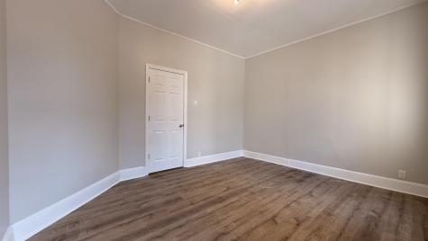 2212 Summit Avenue Union City NJ 07087