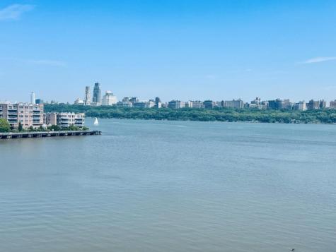 340 The Promenade Edgewater NJ 07020