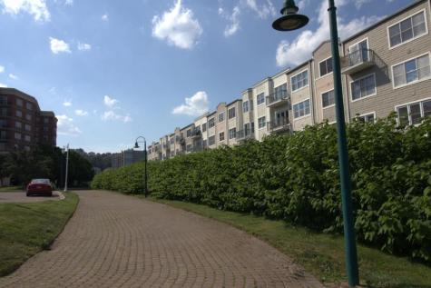 340 The Promenade Edgewater NJ 07020
