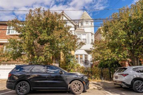 124 73rd Street North Bergen NJ 07047
