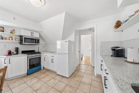 124 73rd Street North Bergen NJ 07047