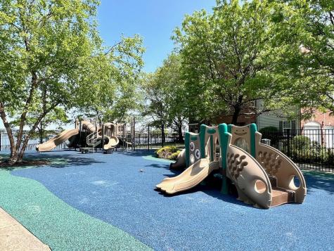 6 Mcmartin Court Jersey City NJ 07305