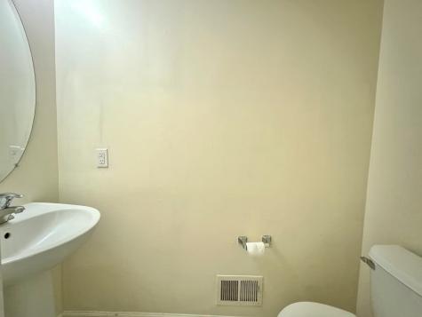 6 Mcmartin Court Jersey City NJ 07305