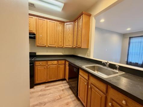 6 Mcmartin Court Jersey City NJ 07305