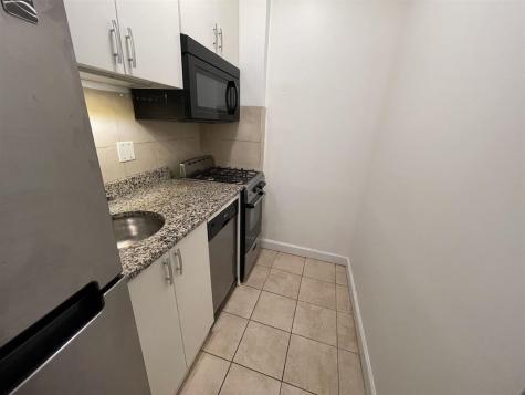 193 Ogden Avenue Jersey City NJ 07302
