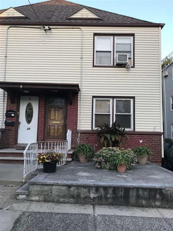 18 Kelly Parkway Bayonne NJ 07002