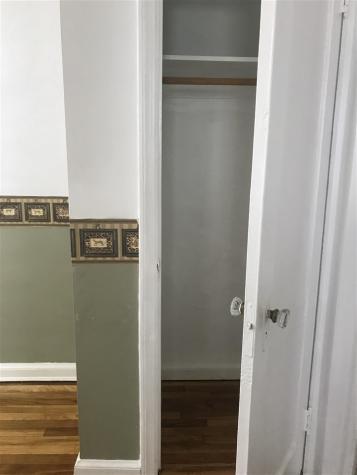 18 Kelly Parkway Bayonne NJ 07002