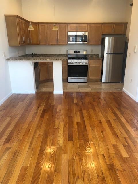 123 43rd Street Union City NJ 07087