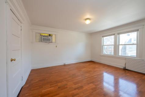 163 Jewett Avenue Jersey City NJ 07304