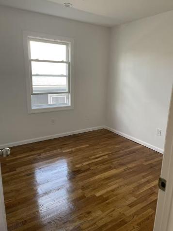 696 A Avenue E Bayonne NJ 07002-0000