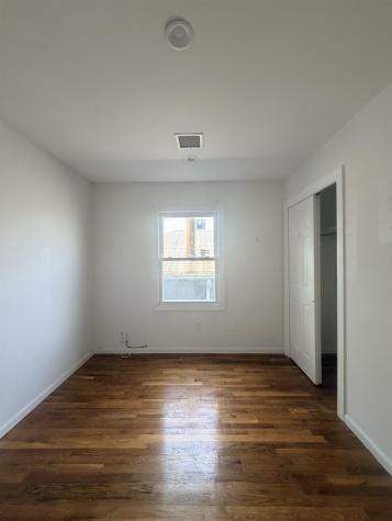696 A Avenue E Bayonne NJ 07002-0000