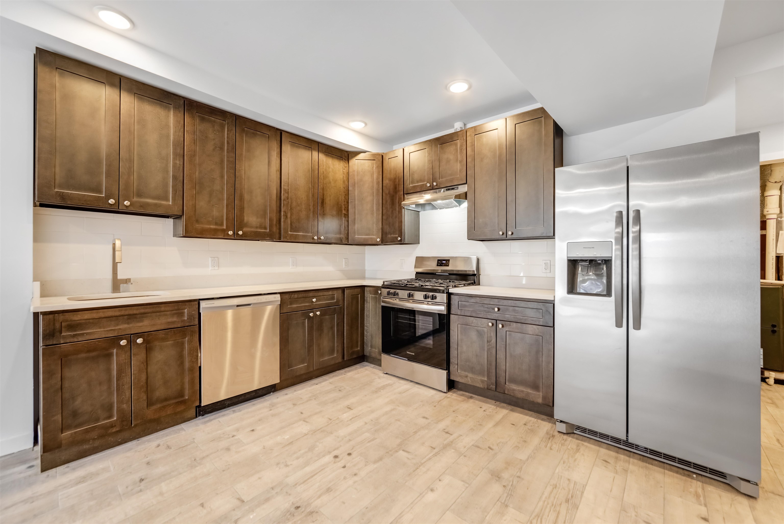 516 25th Street Union City NJ 07087