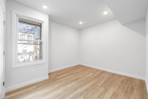 516 25th Street Union City NJ 07087
