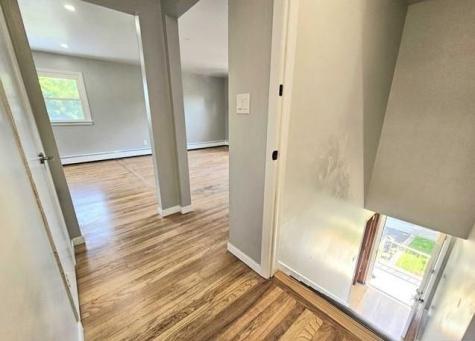 22 Kennedy Court Lyndhurst NJ 07071