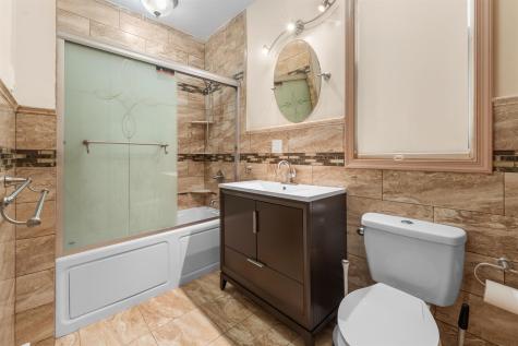 13 West 27th Street Bayonne NJ 07002