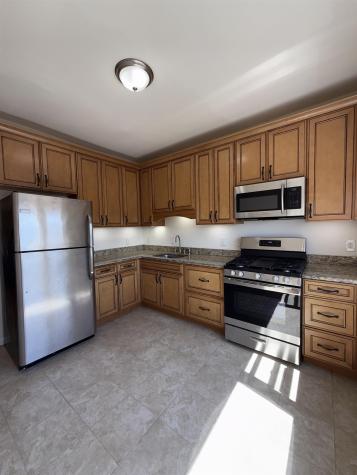 726 Garfield Avenue Jersey City NJ 07305