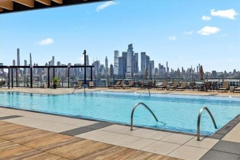 380 Mountain Road Union City NJ 07087