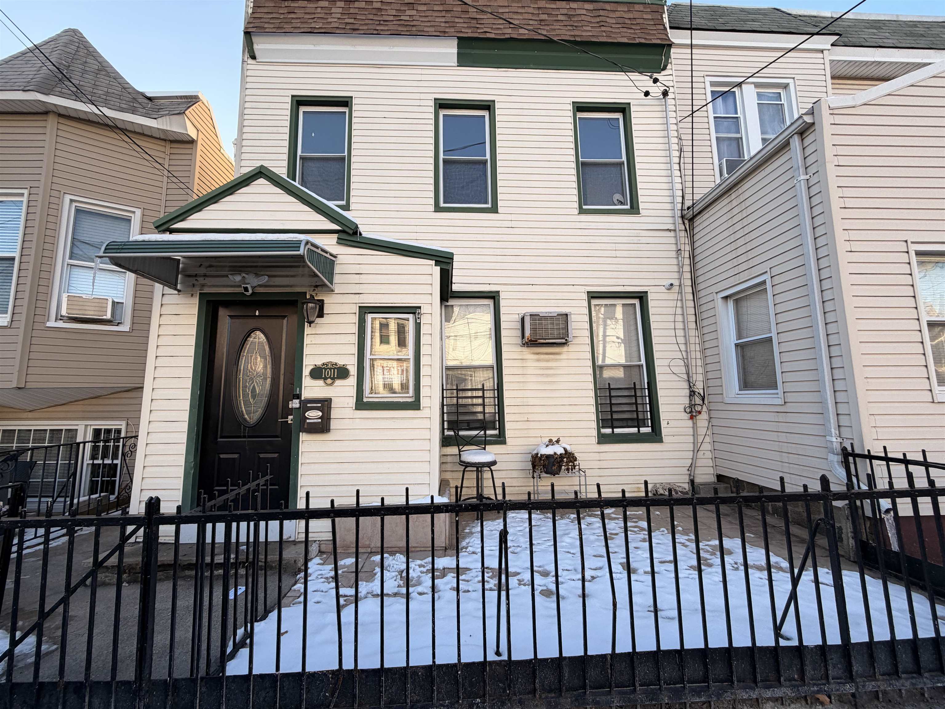 1011 Paterson Plank Road North Bergen NJ 07047